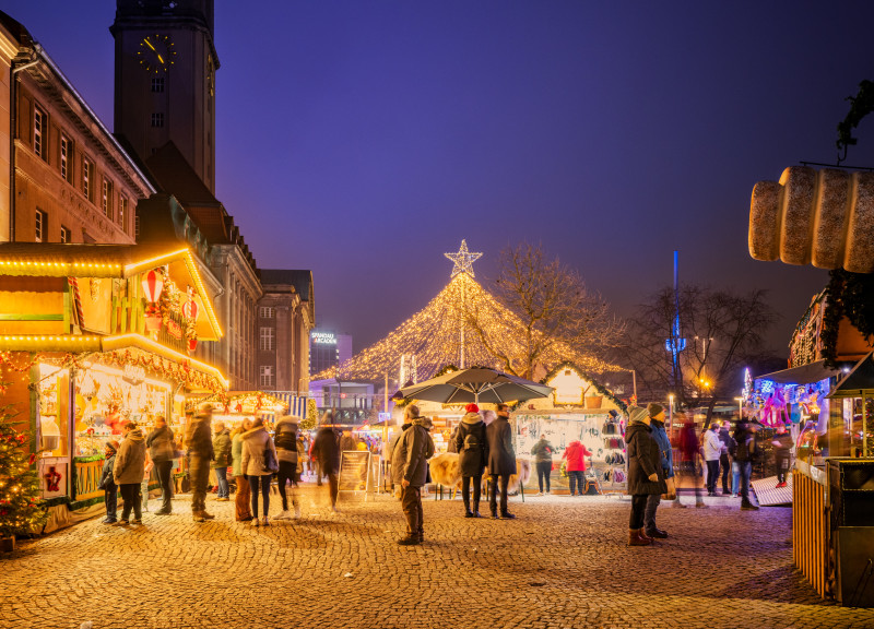 Weihnachtsmarkt_Rathaus_Spandau_c_Dagmar Schwelle